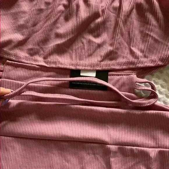 Dress - Picture 3 of 4